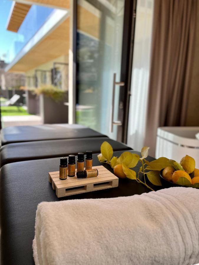 Relais Limonaia - Suites & Garden Spa トッリ・デル・ベーナコ エクステリア 写真