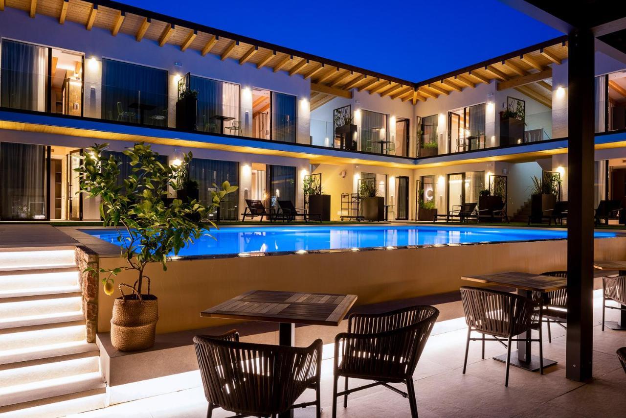 Relais Limonaia - Suites & Garden Spa トッリ・デル・ベーナコ エクステリア 写真